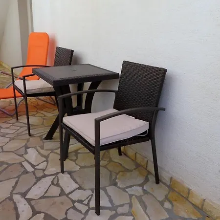 Apartment Maric Vir